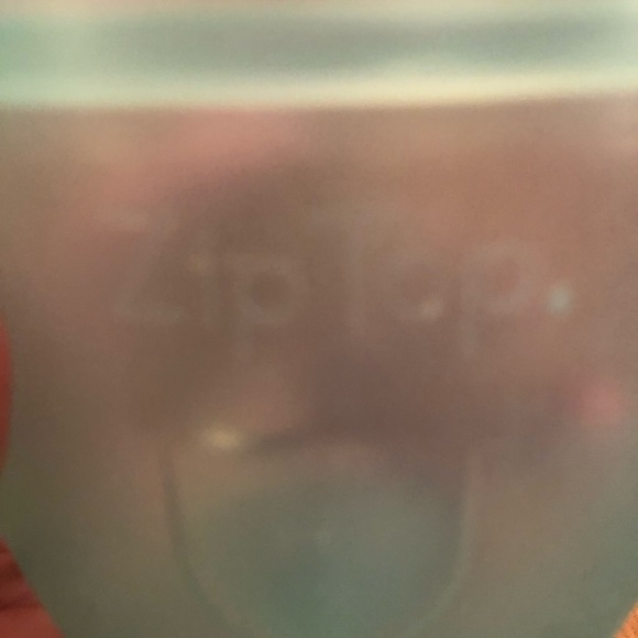 3 Zip Top Baby Snack Containers 100% Platinum Silicone Dishwasher Safe - Picture 4 of 11